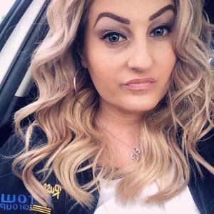 Meet your Posher, Garnet